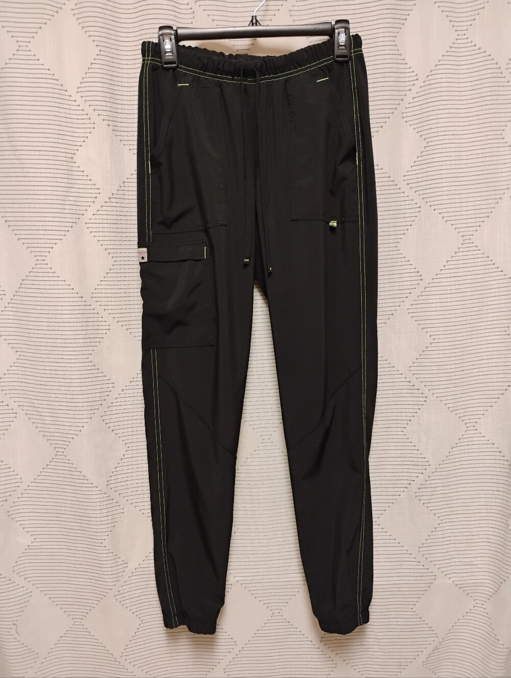Scrubstar Women's Cargo Jogger Scrub Pants Size Small Athleisure Pull On